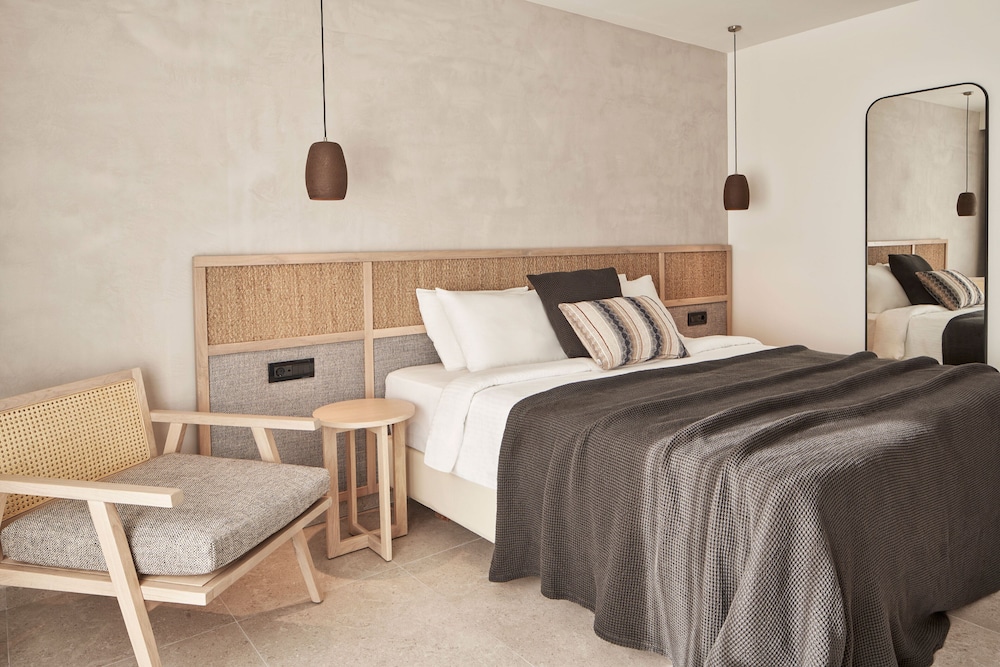 ROOM, DOUBLE BED, SEA VIEW