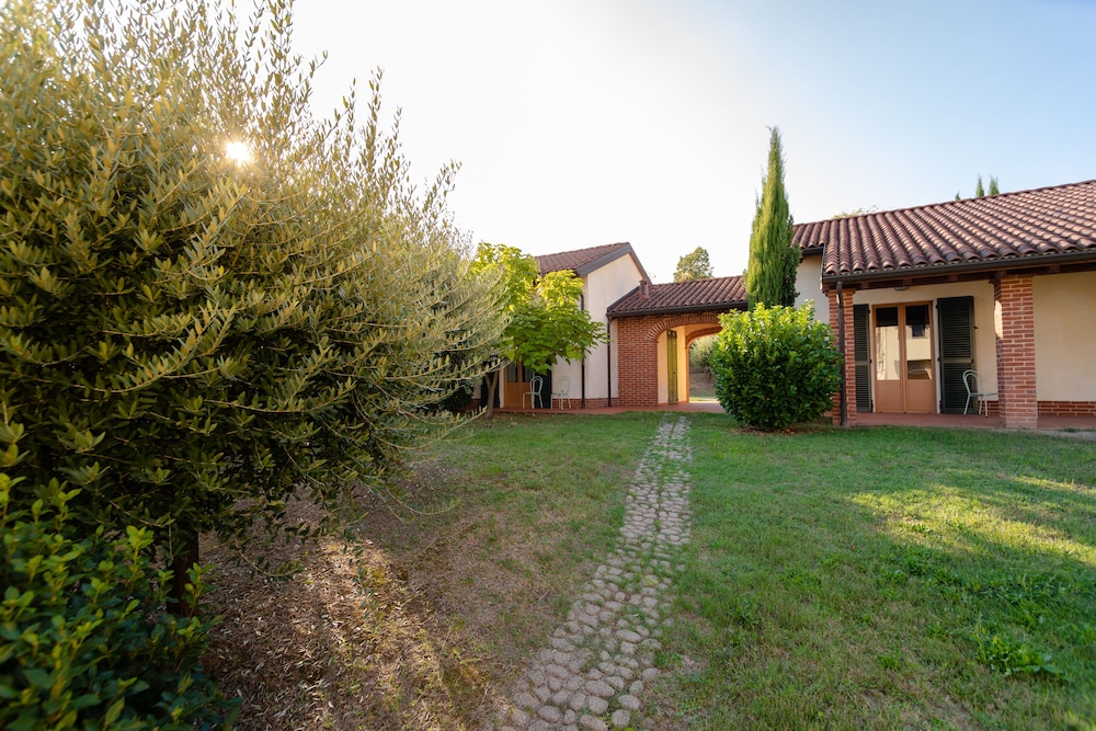 Ariotto Village 7/51