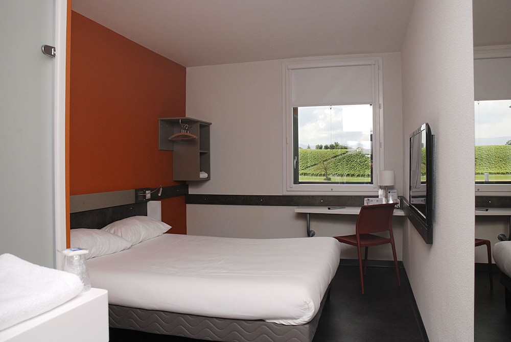 Ibis Budget Archamps Porte De Geneve 14/55