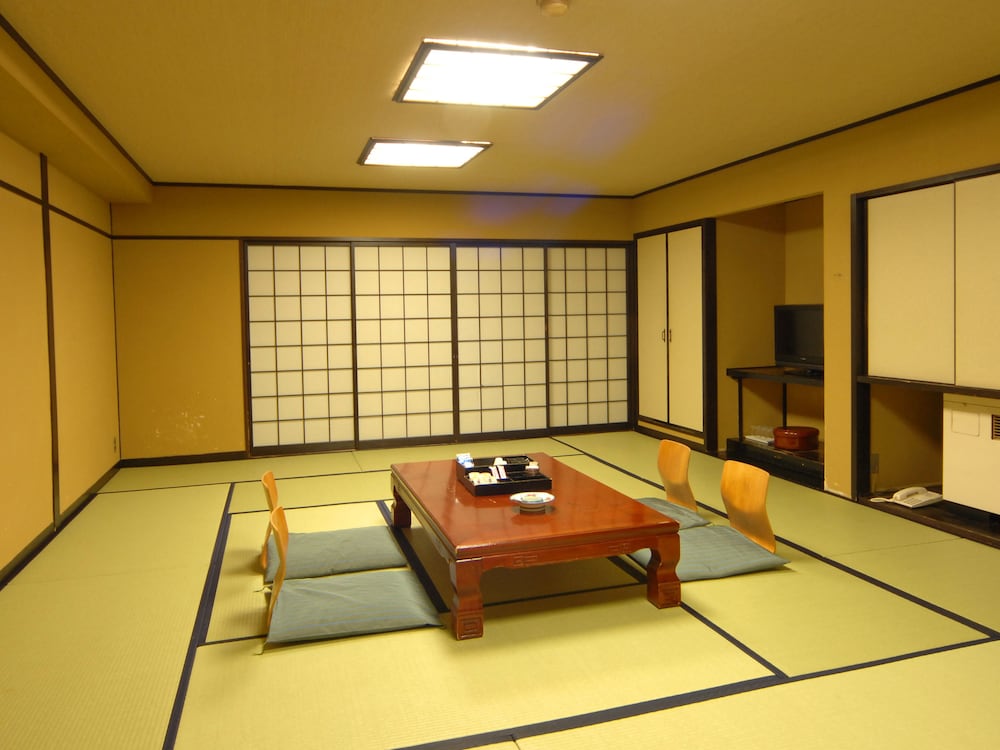 Hotel Kusakabe Armeria 9/73