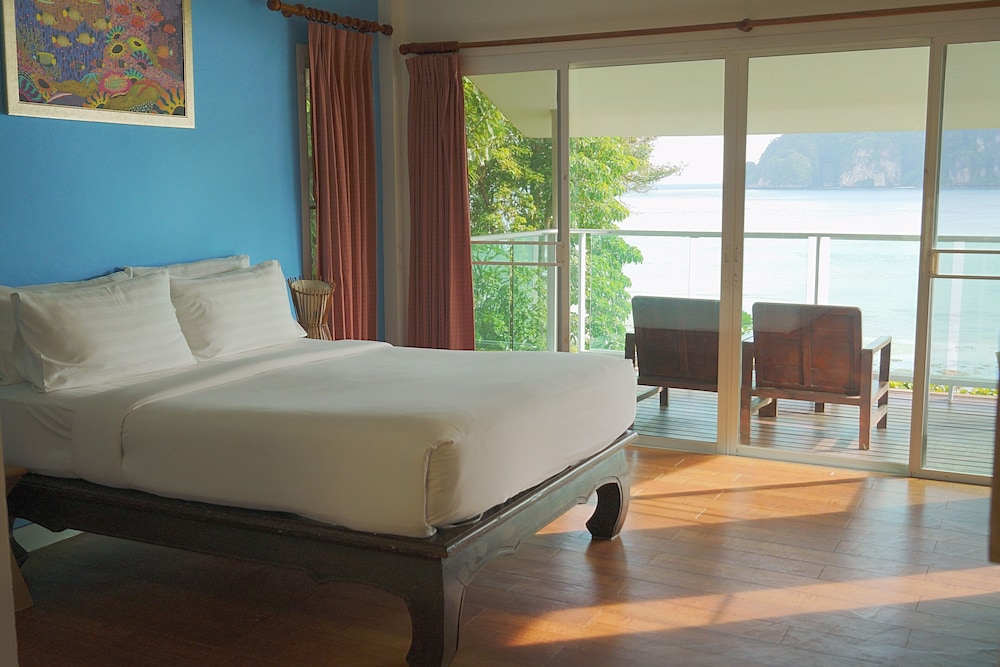 GRAND DELUXE VILLA SEAVIEW