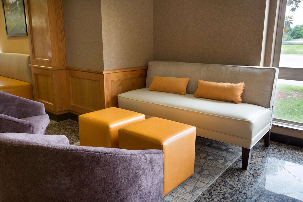 Drury Inn and Suites Lafayette 25/33
