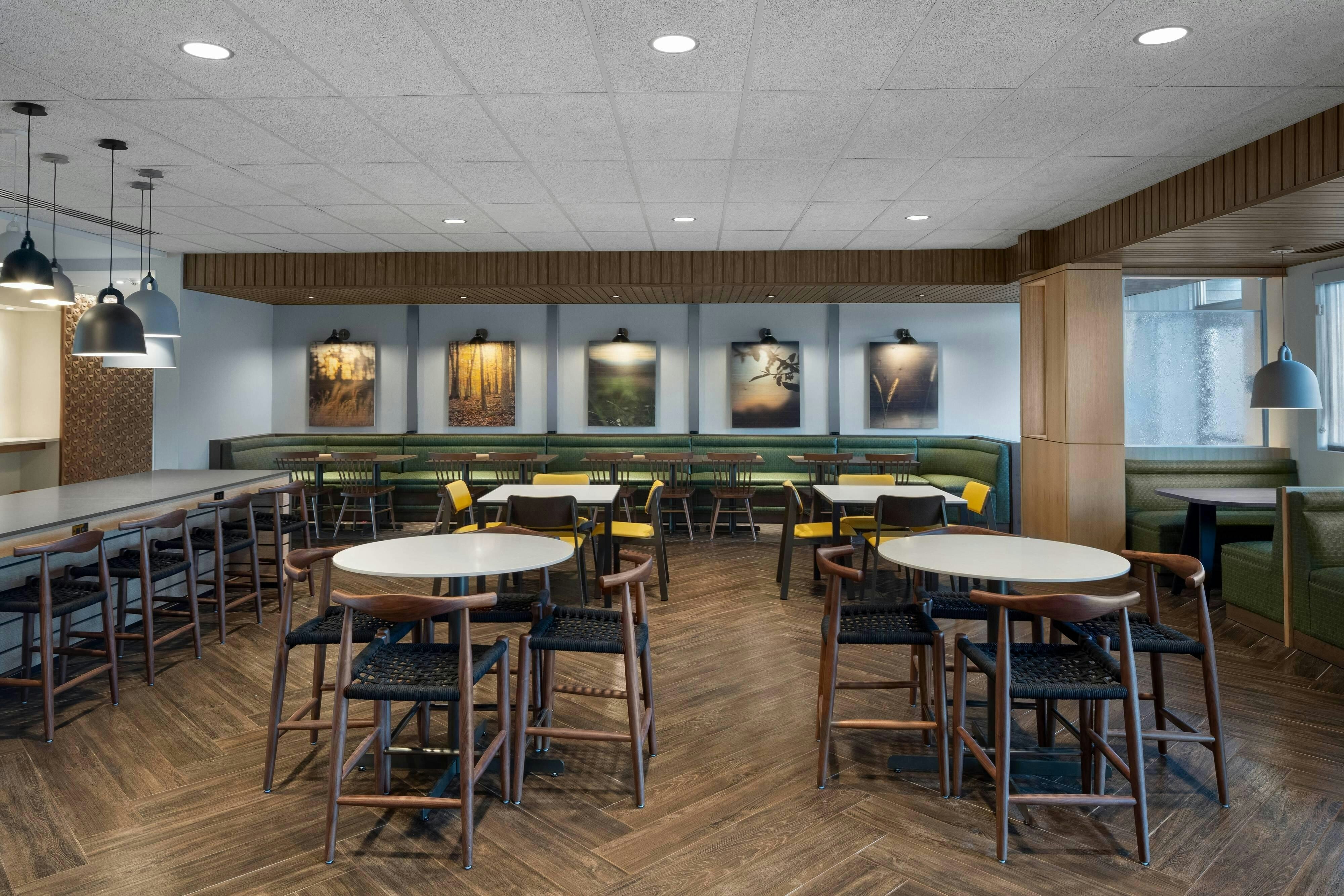 Fairfield Inn & Suites By Marriott Kenosha Pleasant Prairie 24/34