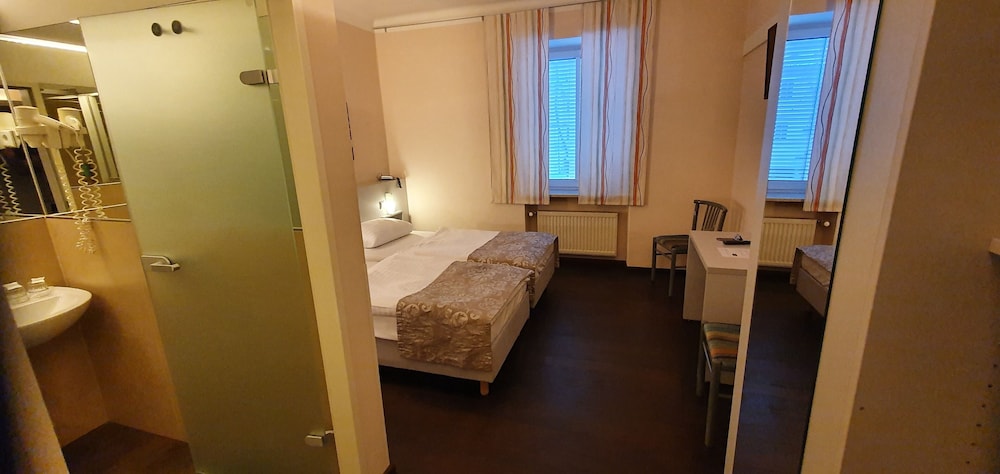 Altstadt Hotel Hofwirt Salzburg 55/89