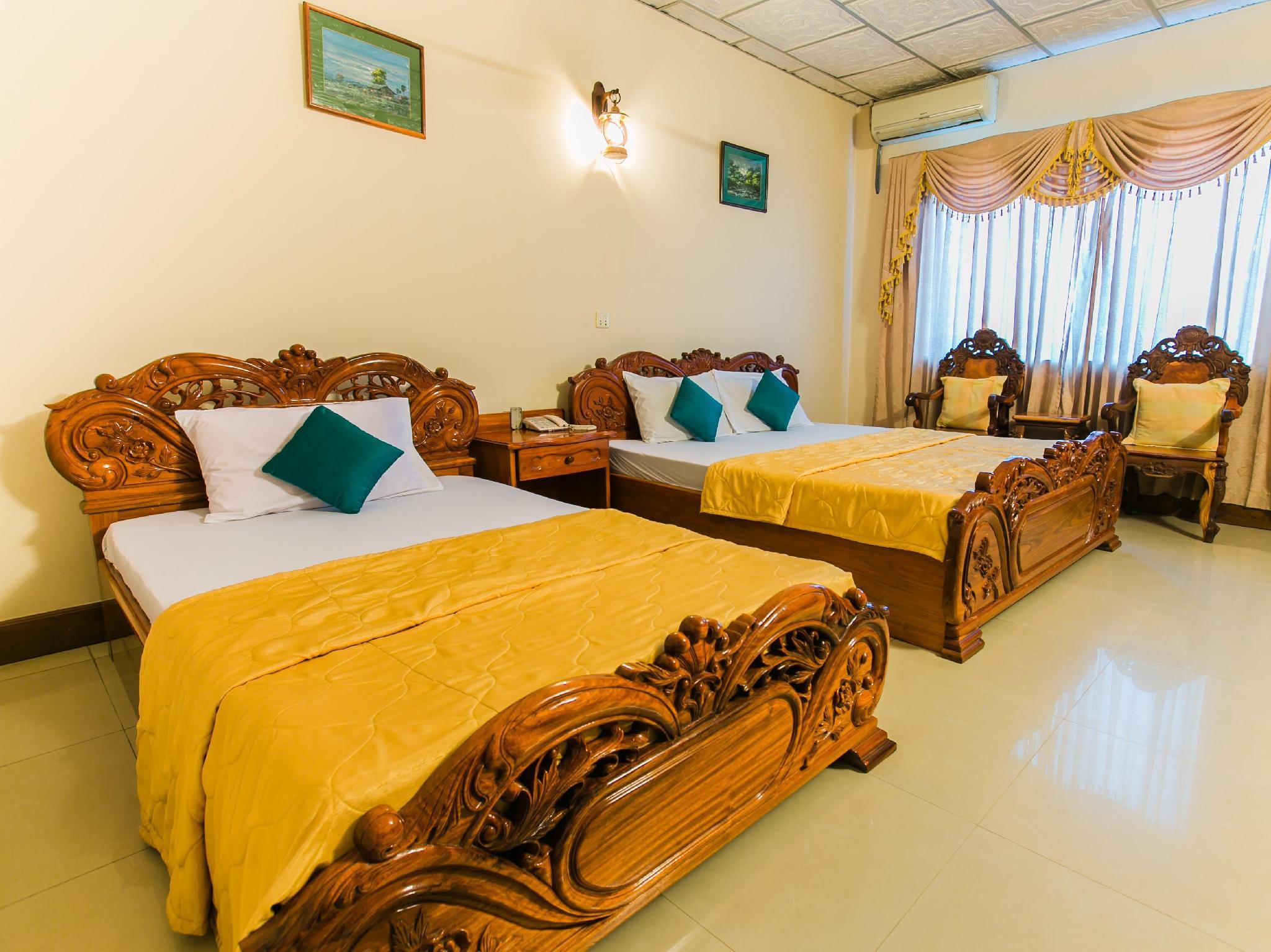 Family, 1 Double and 1 Single Bed