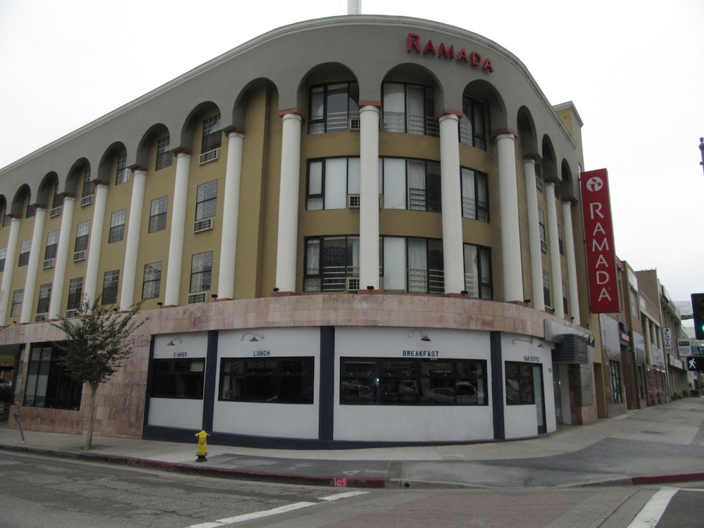 Ramada by Wyndham Los Angeles/Koreatown West 3/33