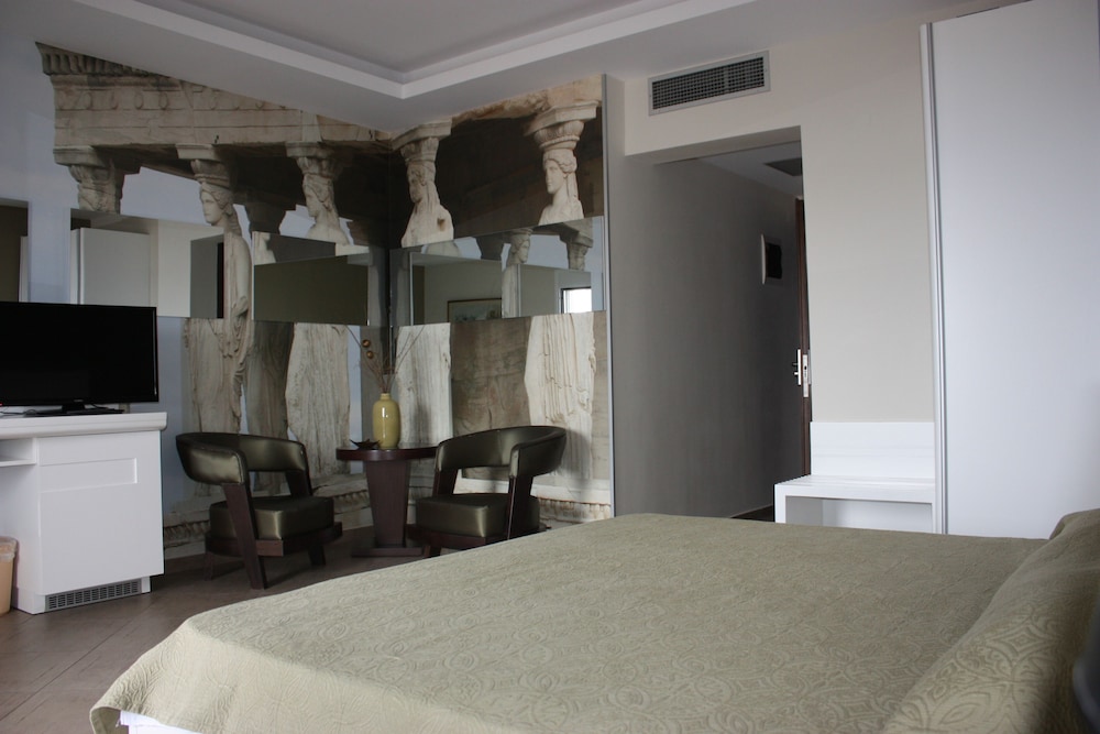 Cariatis Hotel 34/50