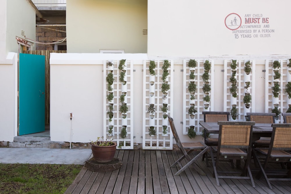 Chartfield Guesthouse 32/50