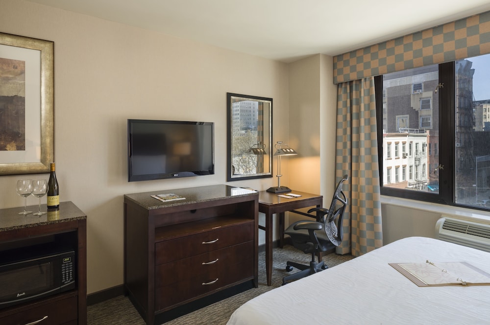 AMTD Idea Tribeca Hotel 23/49