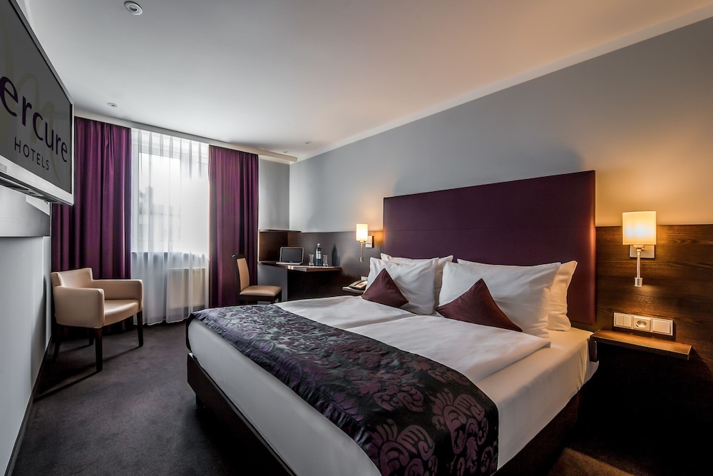 STANDARD, DOUBLE BED