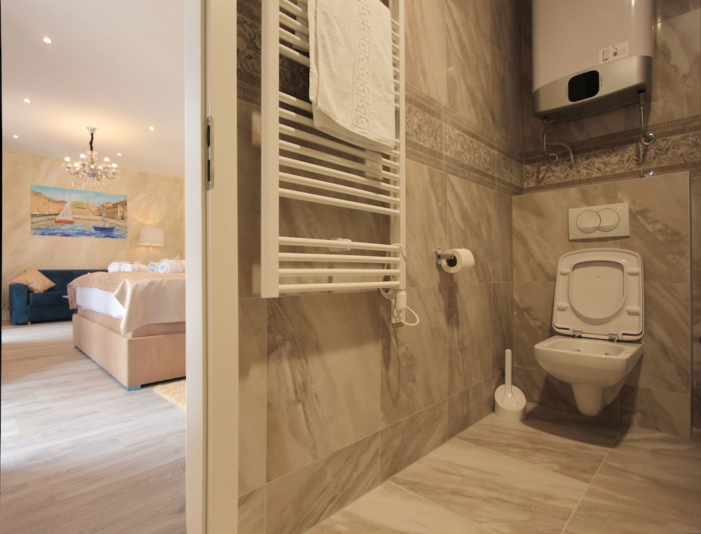 Well Of Life Luxury Rooms 23/26