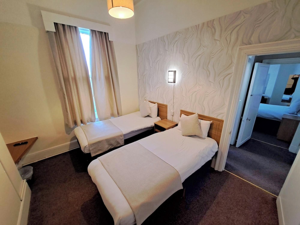 Prince of Wales Hotel Southport 24/62