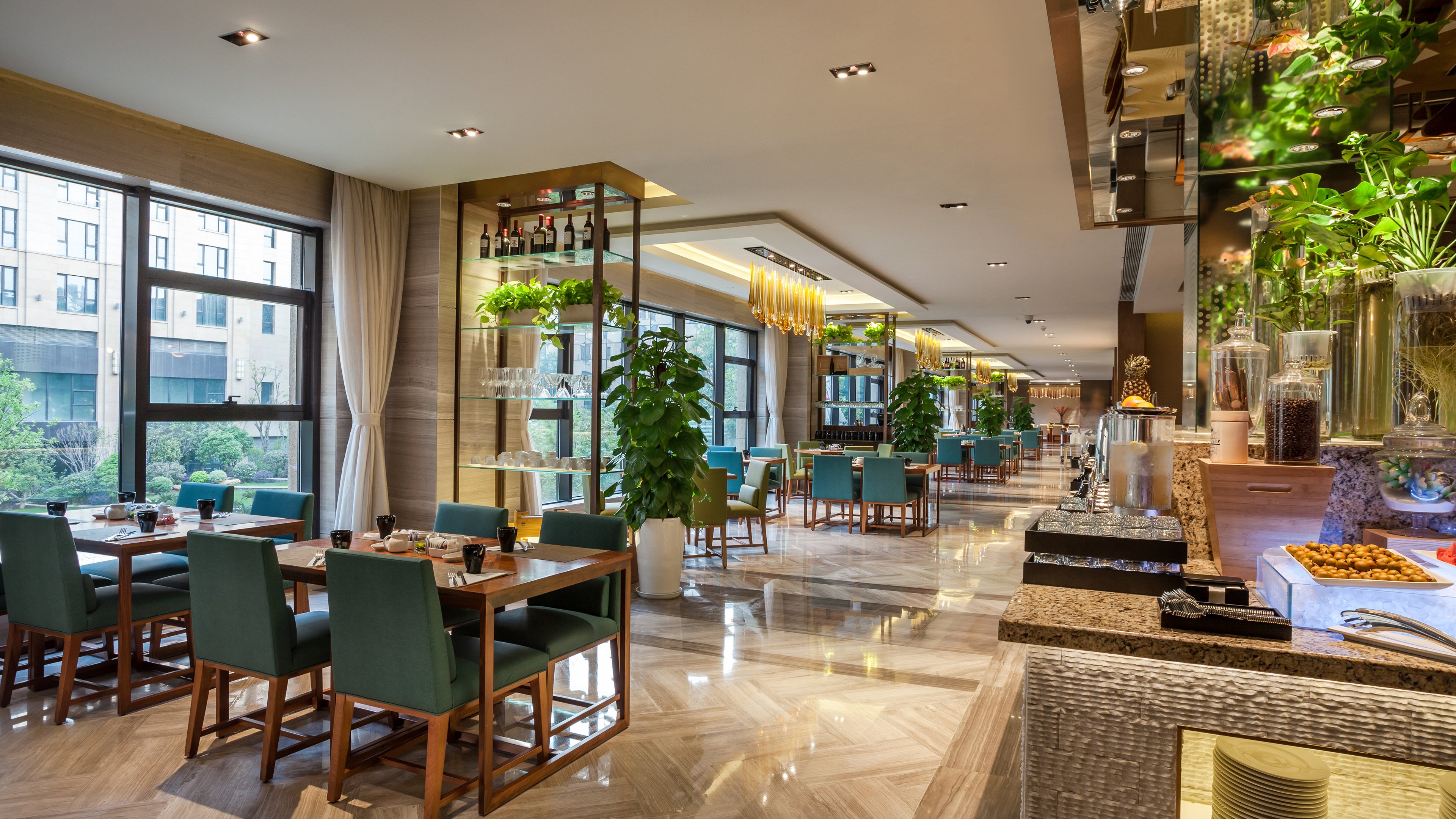 Holiday Inn Shanghai Hongqiao 17/30