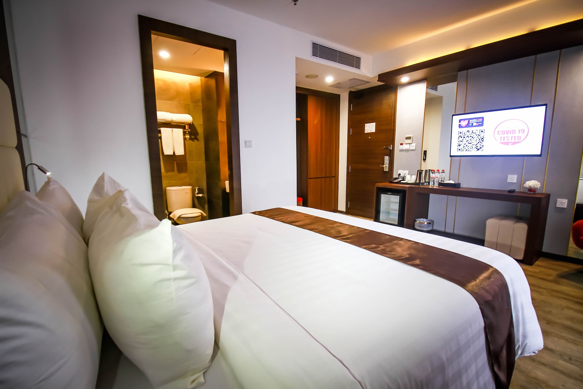 غرفة ديلوكس بسرير كينج، Asialink Hotel By Prasanthi 4/10