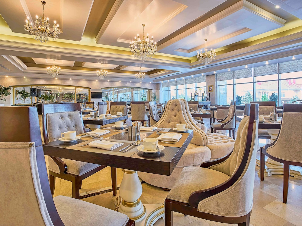 Rixos President Astana Hotel 64/85