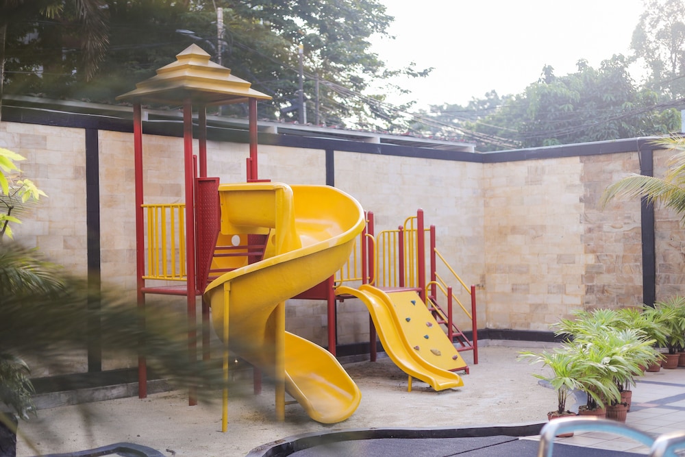 Hotel Marcopolo Jakarta 77/83