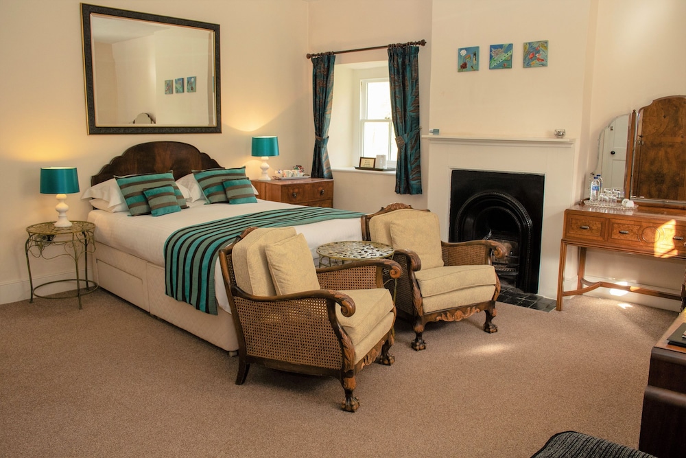 Rollestone Manor 17/47
