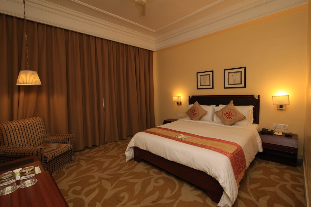 Hotel Dynasty 11/46