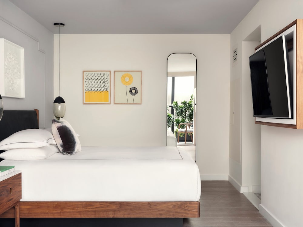 1 Bedroom, Suite, Single Bed, Atrium View, Terrace