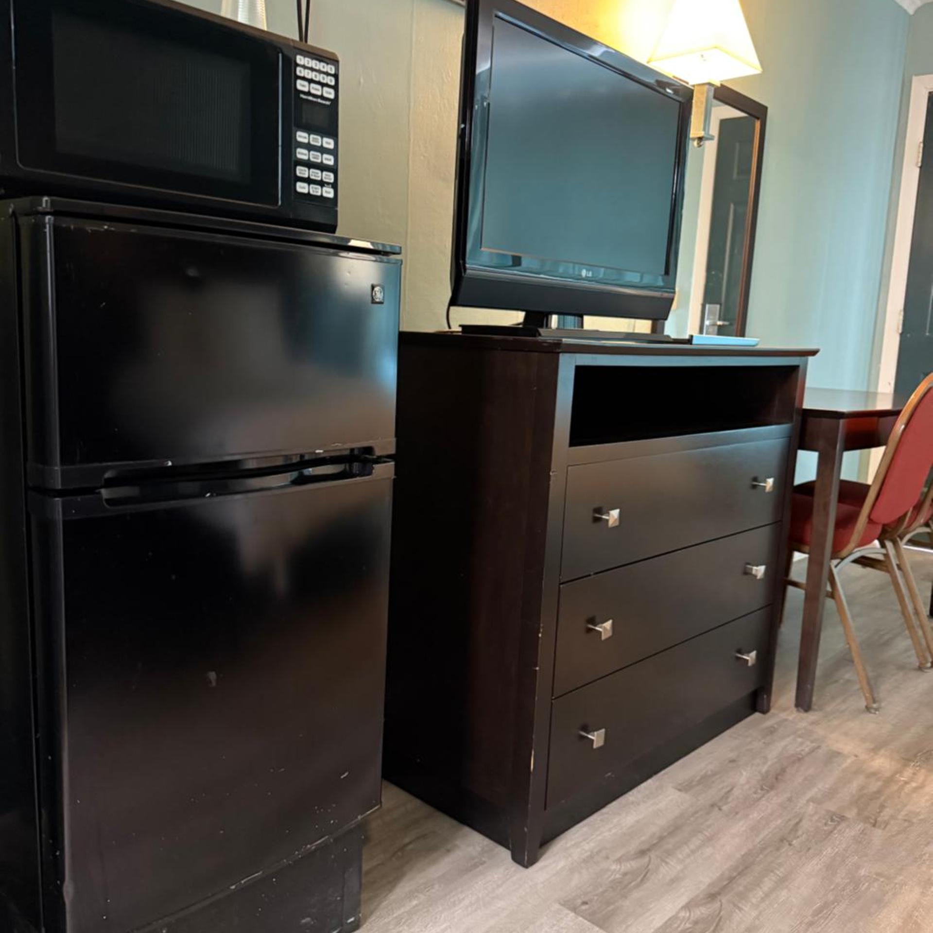 Country Club Inn &amp; Suites 35/51