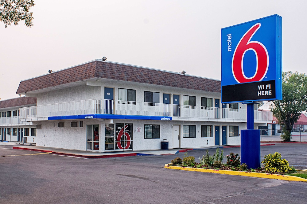Motel6 Kalispell, MT 7/67