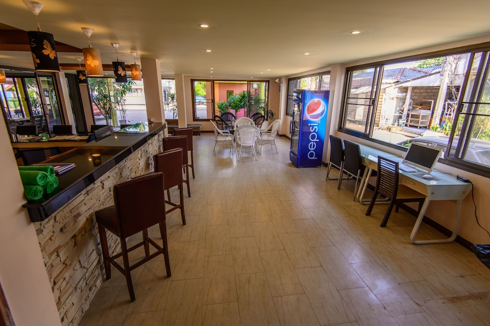 Talay Sai Hotel At Thung Wua Laen 49/76