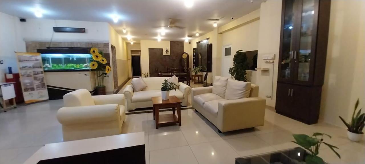 Hotel Celebes 34/56