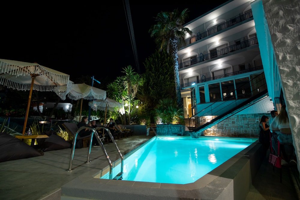 Kiani Akti Hotel 42/67