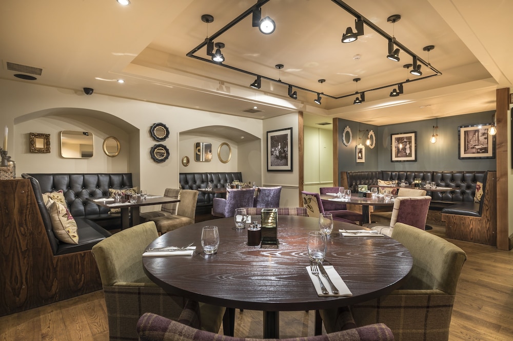 The Swan Hotel 38/49