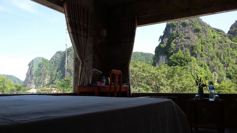 Limestone Boutique Hotel 33/76