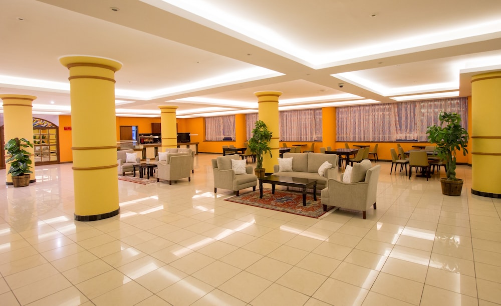 Panari Hotel 9/72