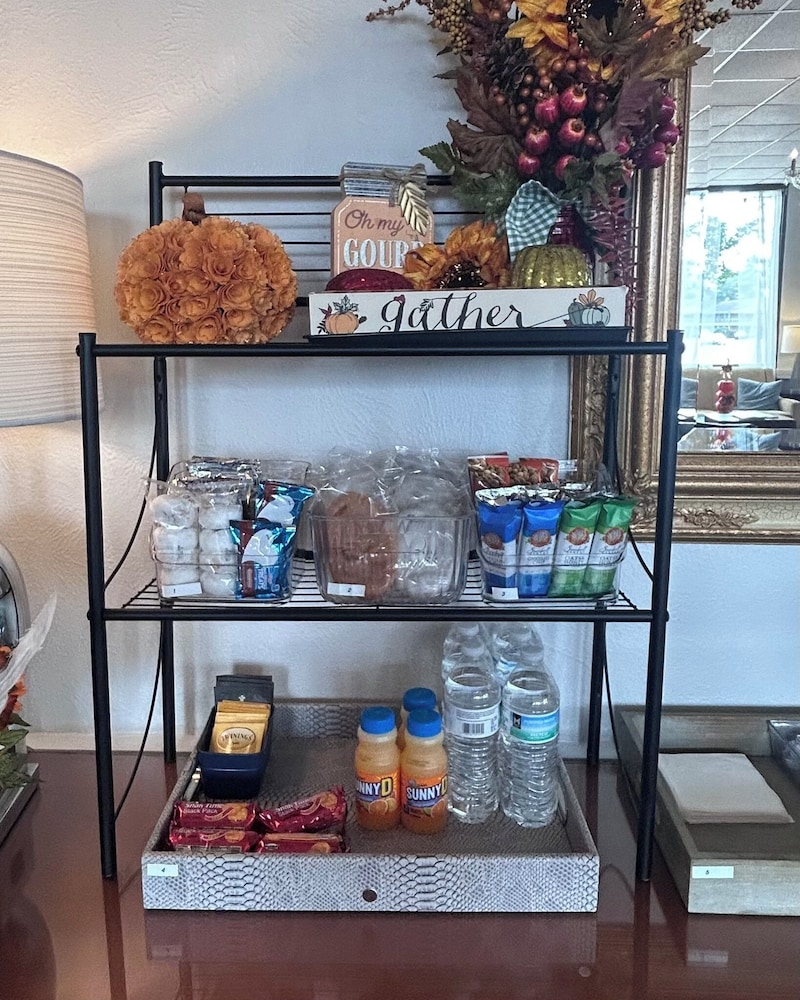The Grand Hotel Spindletop 10/50