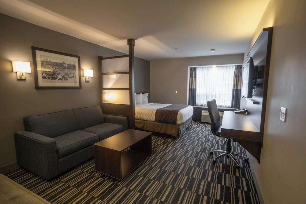 Microtel Inn & Suites by Wyndham Mont Tremblant 27/50