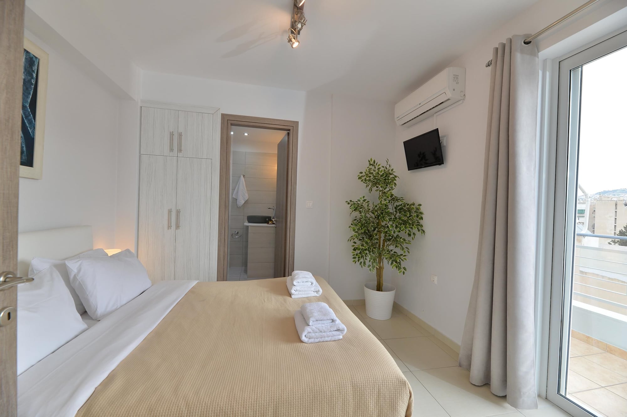 Maisonette, 2 King Beds, Acropolis View