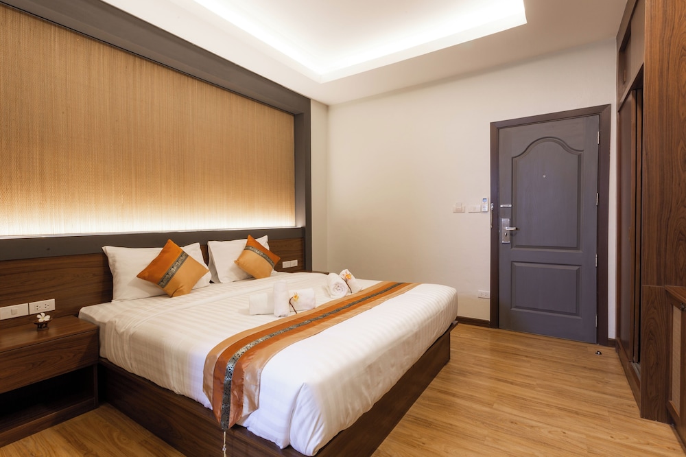 Lima Lanna Hotel 17/50