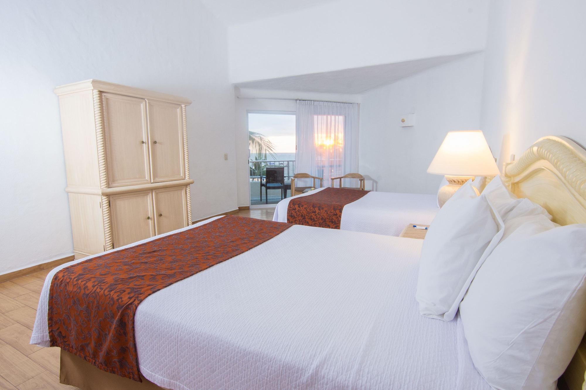 Standard, 2 Queen Beds