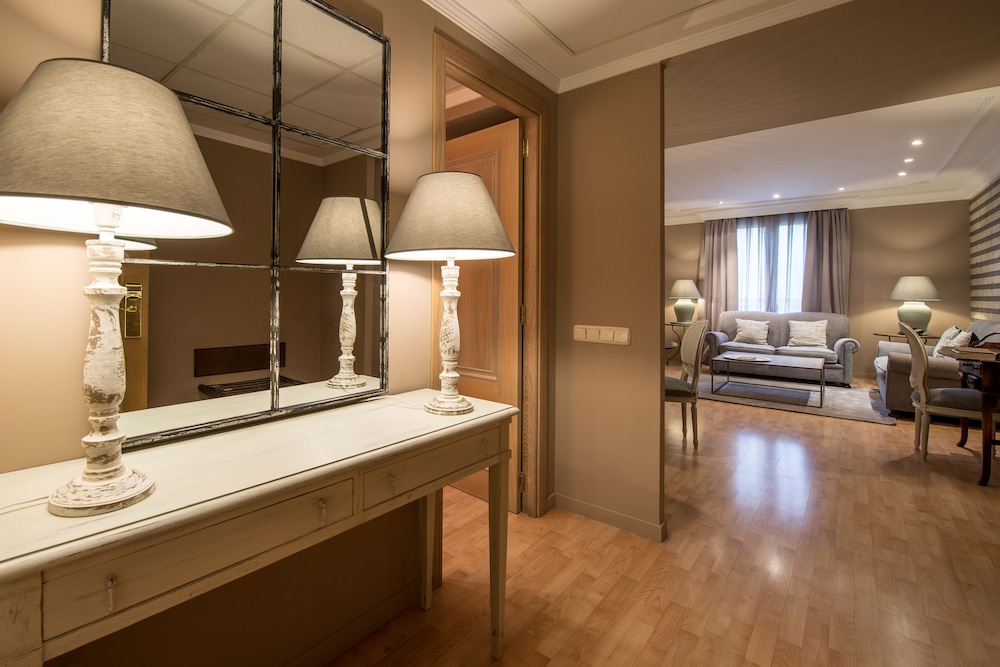 Vincci Lys Hotel 63/65