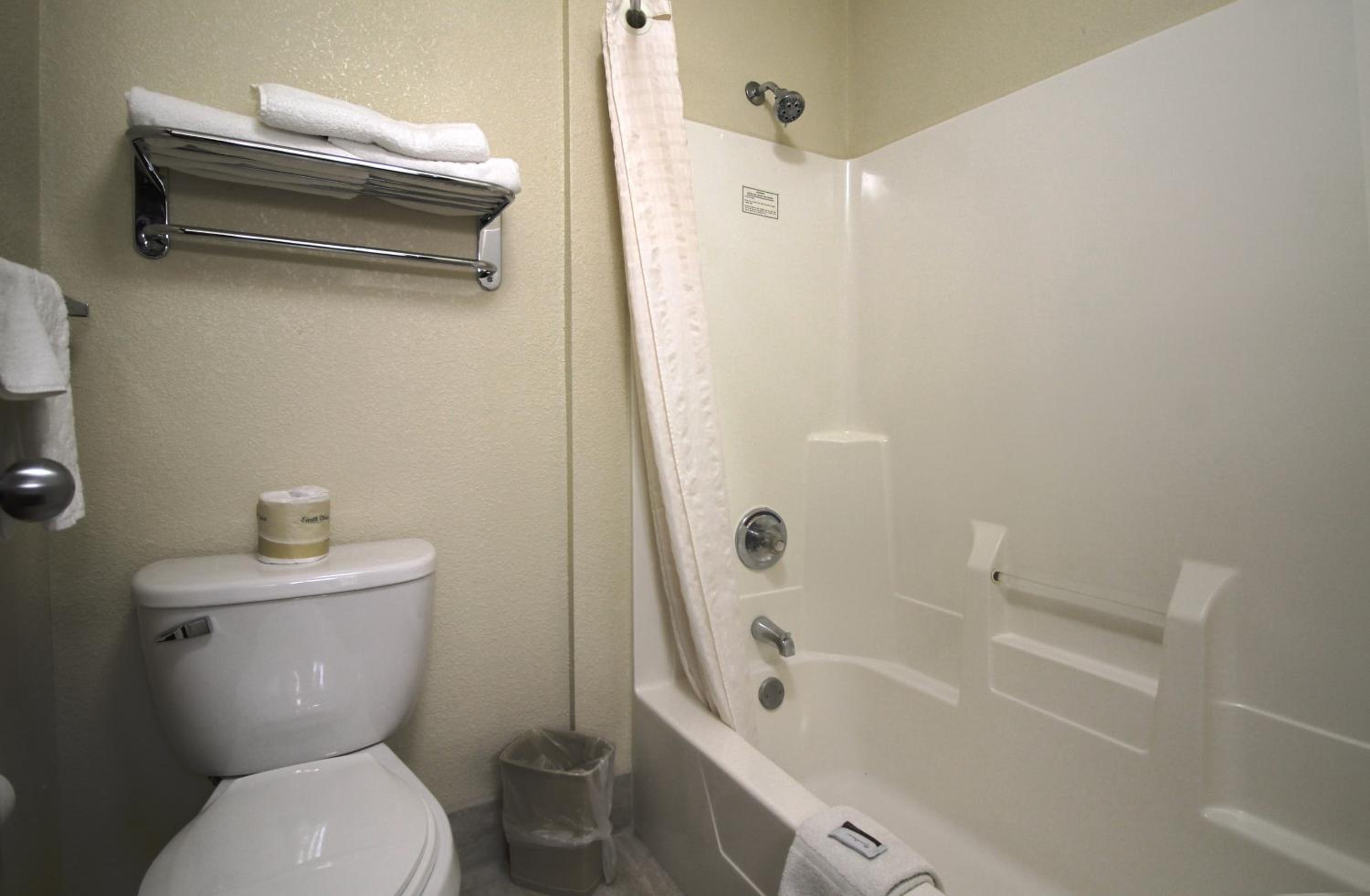 Geneva Motel Inn 23/26