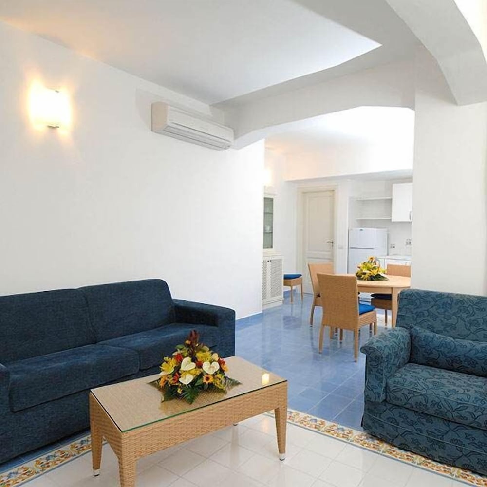Hotel Aurora Amalfi 30/50
