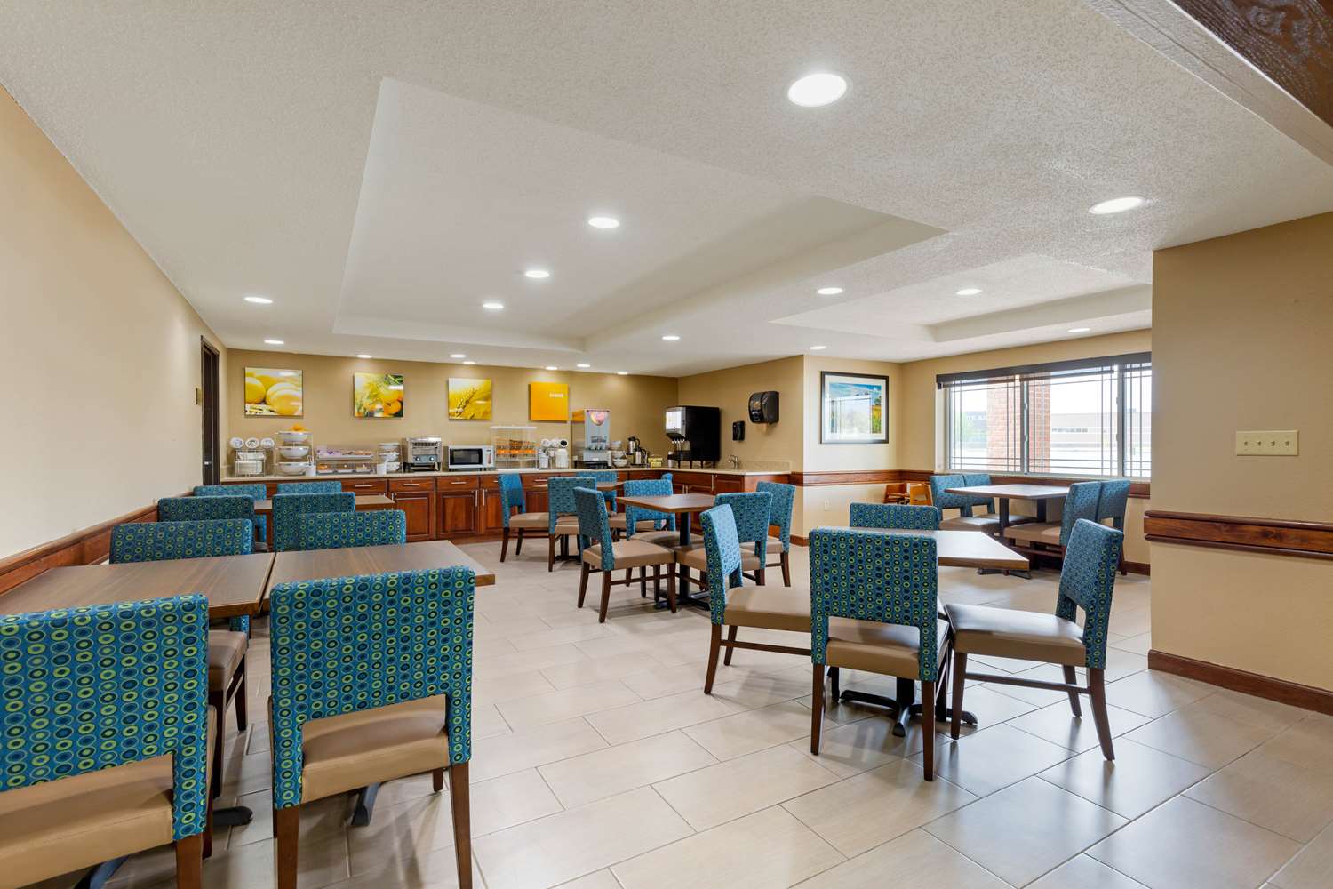 Comfort Inn & Suites Milford DE 12/17