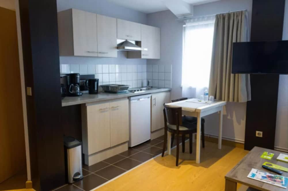 Cottage Logis Hotel-Restaurant 44/57