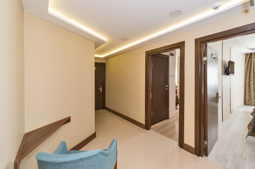 Marmara Place Old City Hotel 12/56