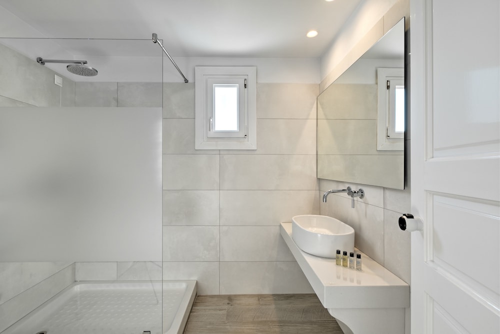 Hotel Alkyon 63/63