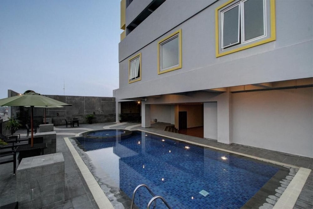 Hotel Dafam Pekalongan 10/66