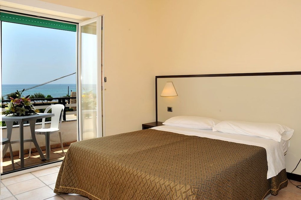 Cala Saracena Resort 16/50