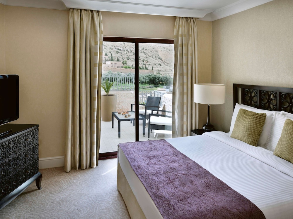 MOVENPICK RESORT PETRA 24/77