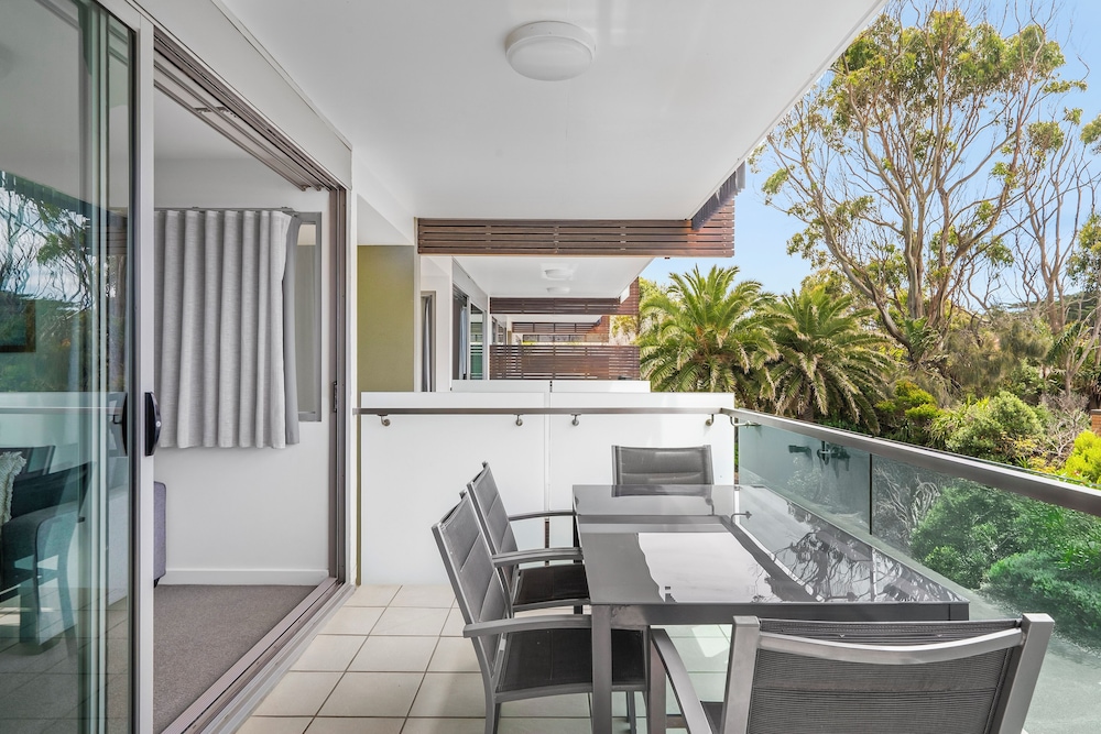 The Dolphin Apartments 33/69