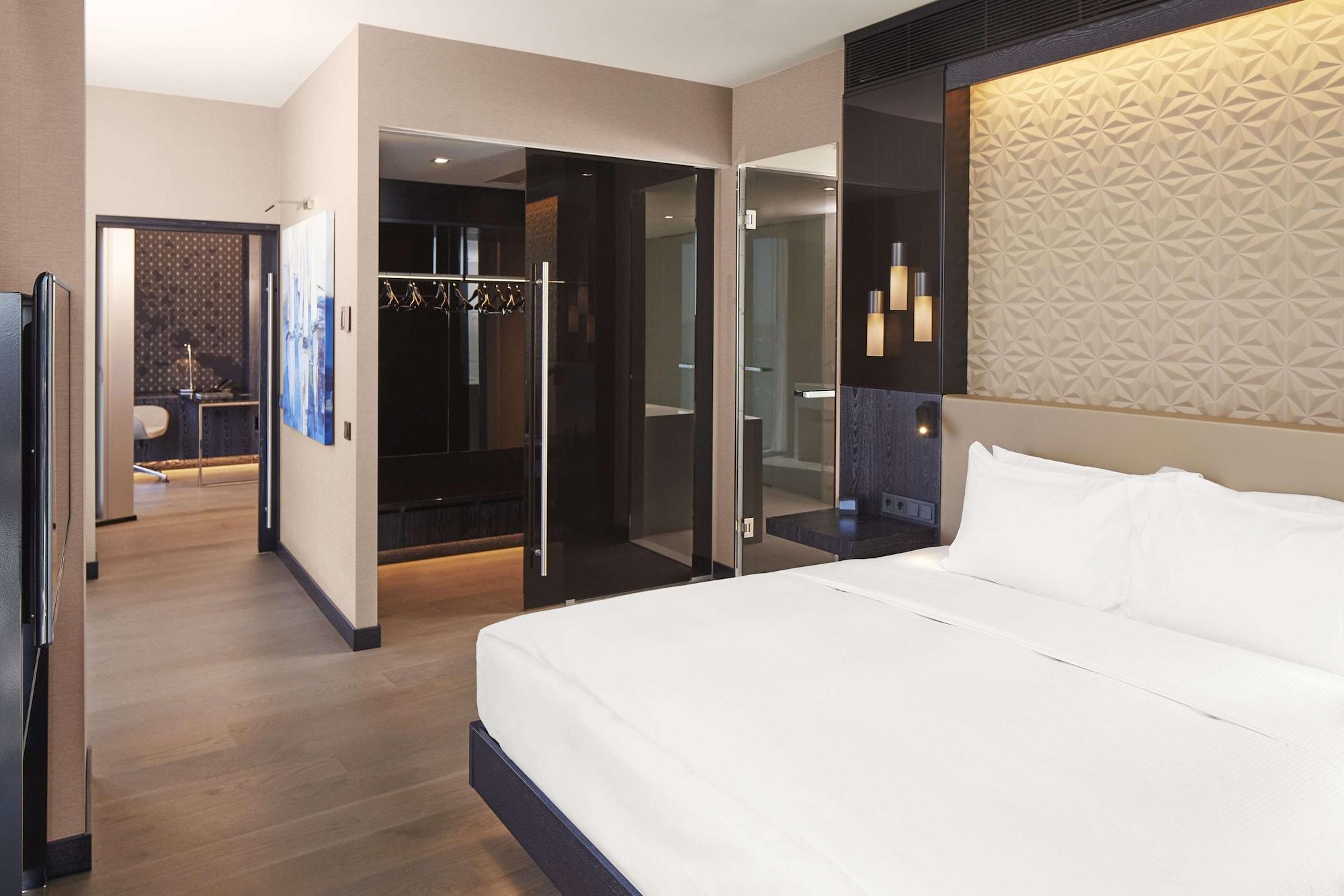 1 Bedroom, Suite, Sauna