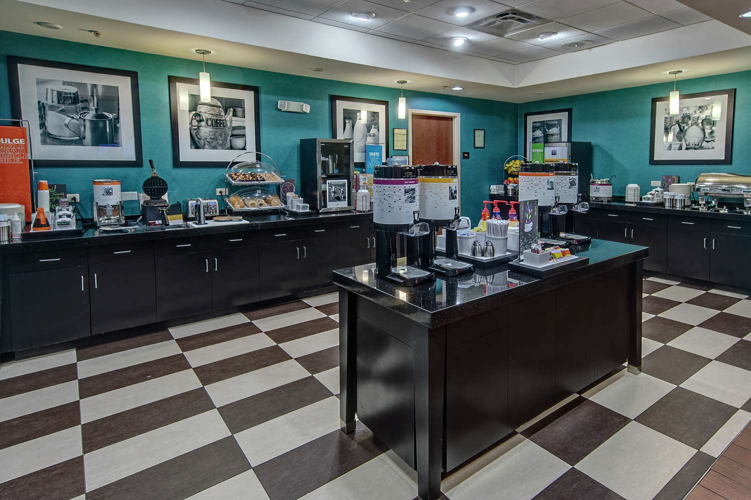 Lobby at Hampton Inn And Suites Clarksville, CLARKSVILLE - TN