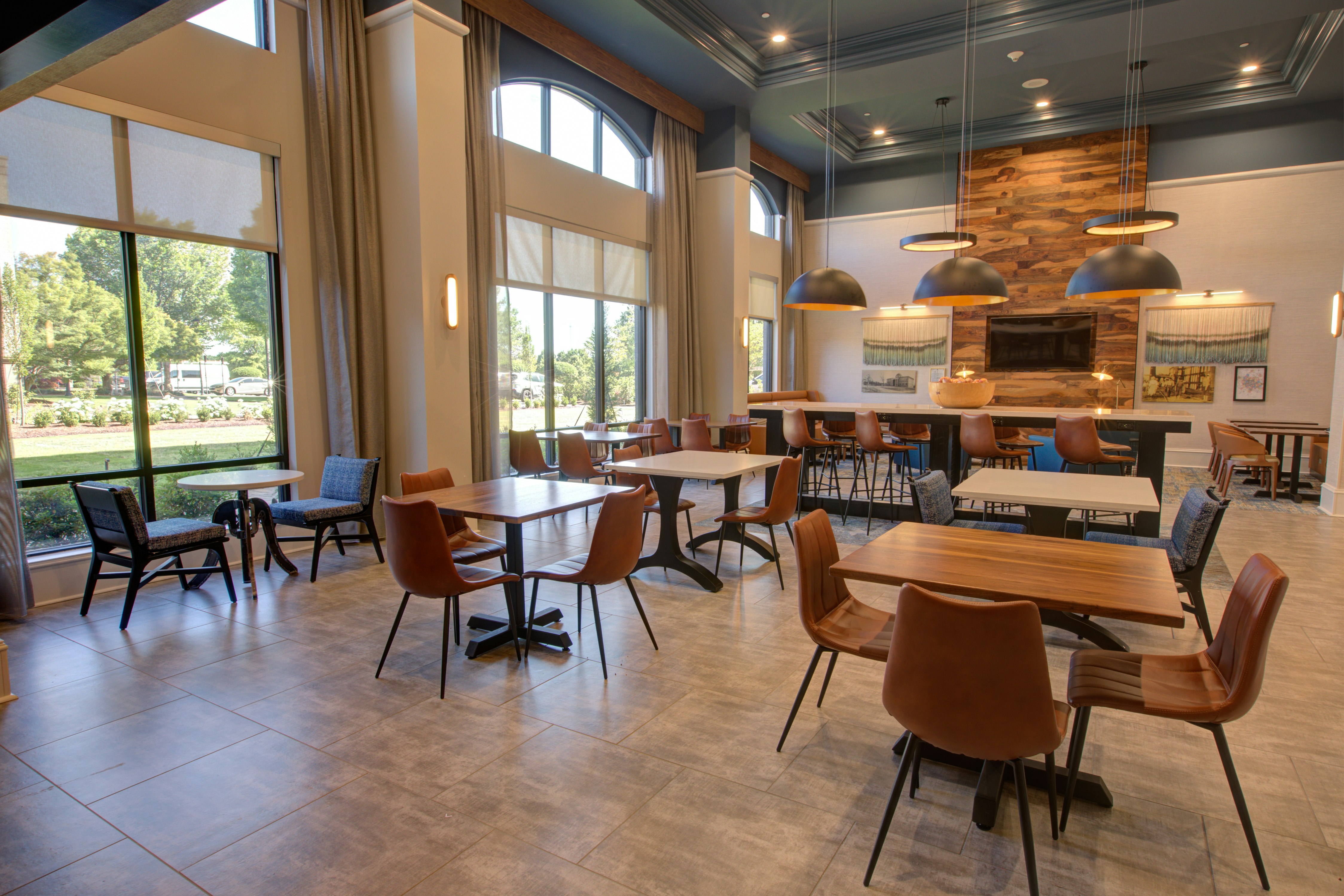 Hampton Inn Suites Spartanburg I 26 Westgate Mall 42/59